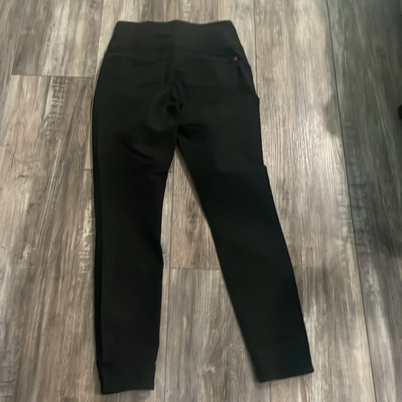 SPANX BLACK JEANS SIZE SMALL (2-4) - Picture 7 of 8